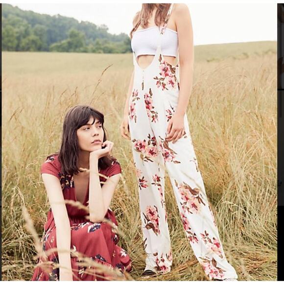 New FLYNN SKYE by FREE PEOPLE Floral Easy Rider Overalls Jumpsuit Size: Medium - Picture 8 of 8